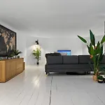 El Magico Ref #41 Villa Marbella